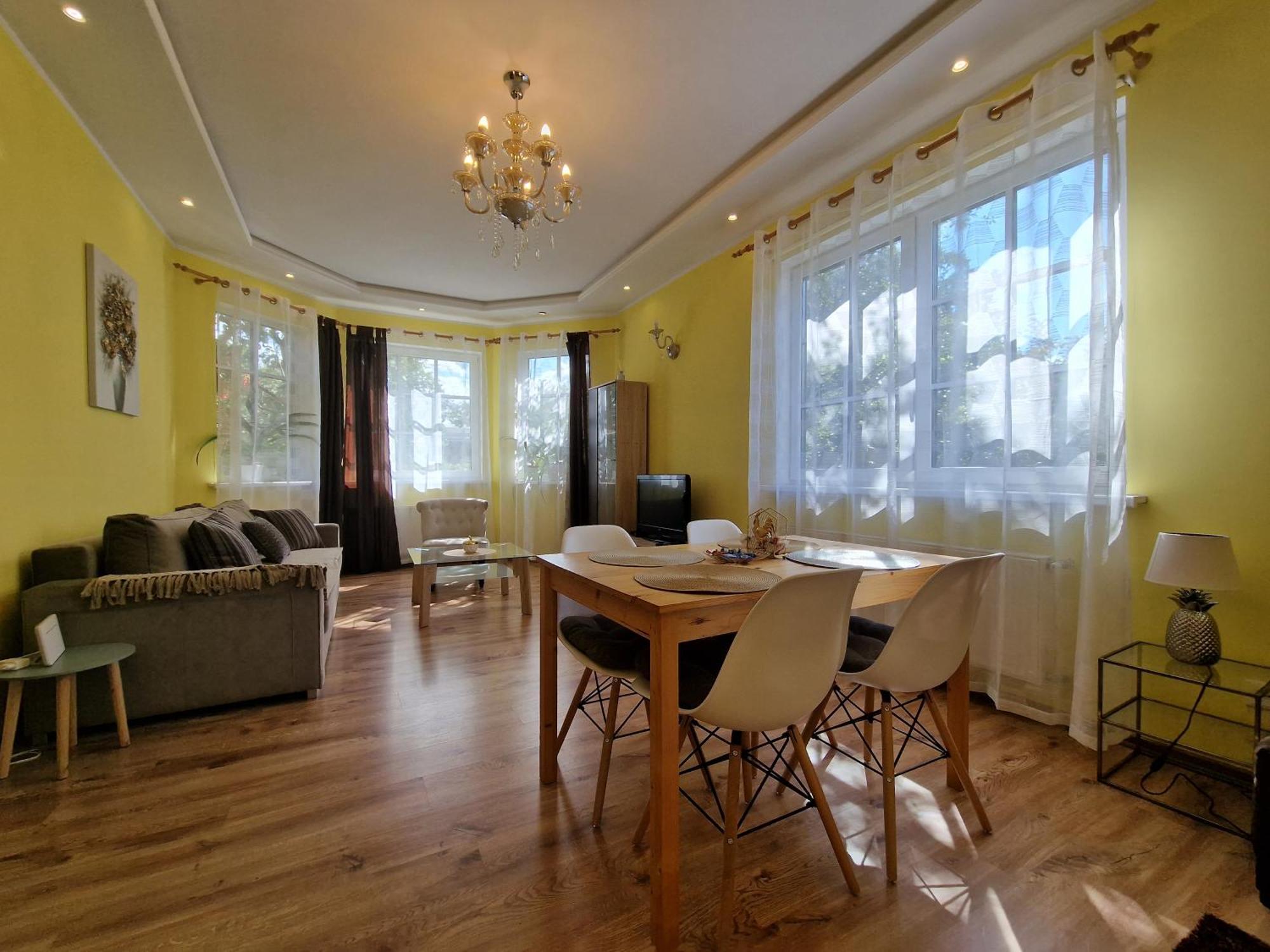 Boutigue City House With Terrace And Garden Free Parking 里加 外观 照片